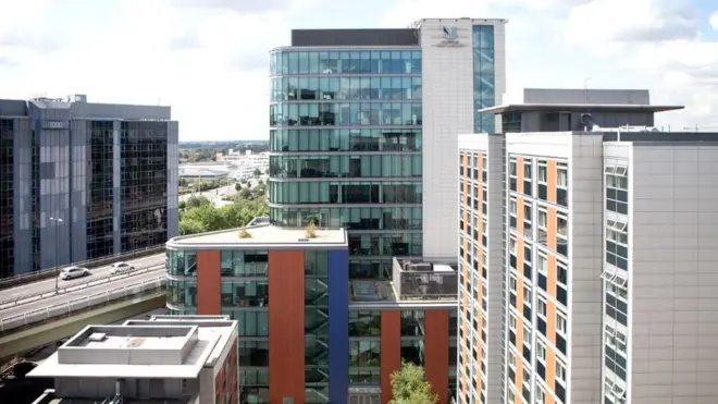 Paragon complex: Nearly 500 students still in 'unsafe' tower block