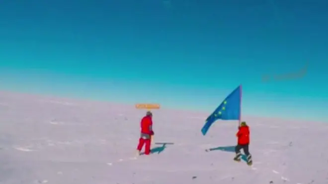 વૈજ્ઞાનિકોની ટીમ