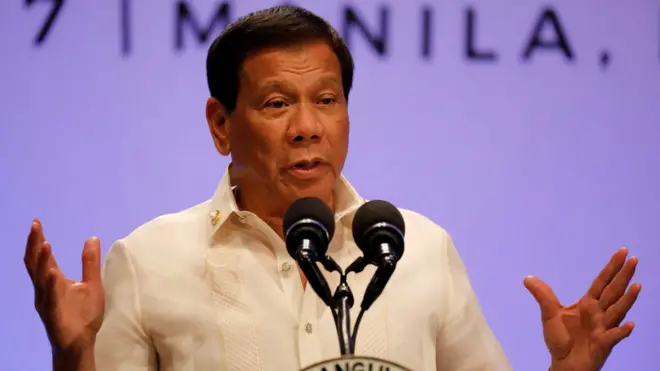 菲律賓總統杜特爾特在東盟峰會閉幕式上演講。