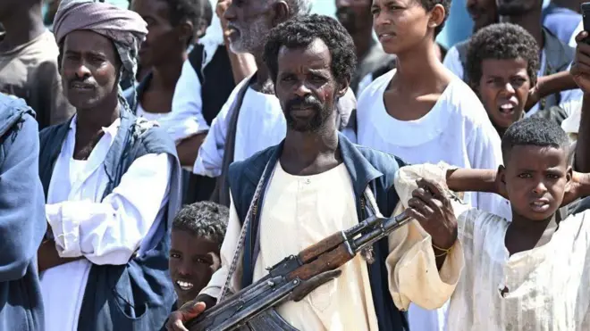 ሓደ ኣባል ጸጥታ ሱዳን ምስ ዕጥቍ