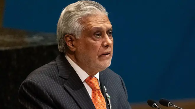 पाकिस्तान के विदेश मंत्री इसहाक़ डार 