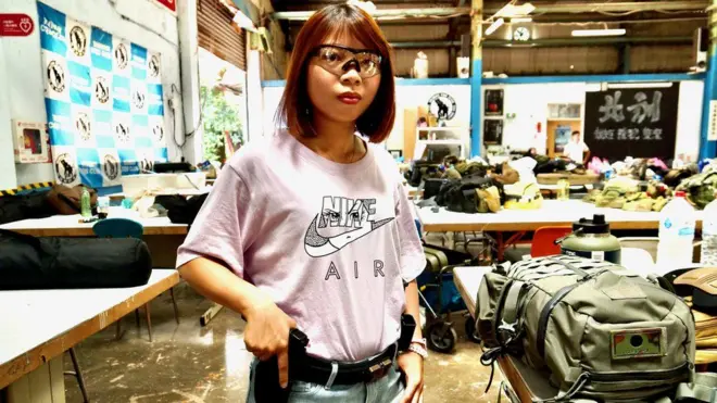 เยาวชนจับอาวุธ