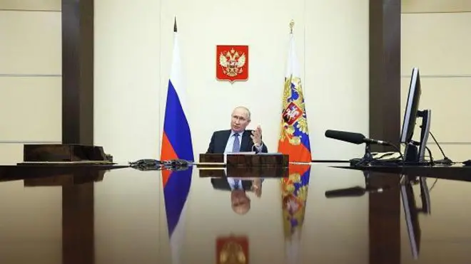 Володимир Путін у своєму кабінеті в Ново-Огарьово