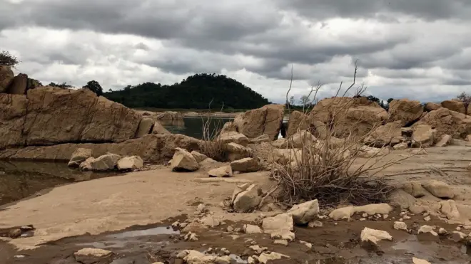 แม่น้ำโขงช่วง อ.สังคม จ.หนองคาย เมื่อสัปดาห์ที่แล้ว ในภาพคือบริเวณ ต.บ้านม่วง