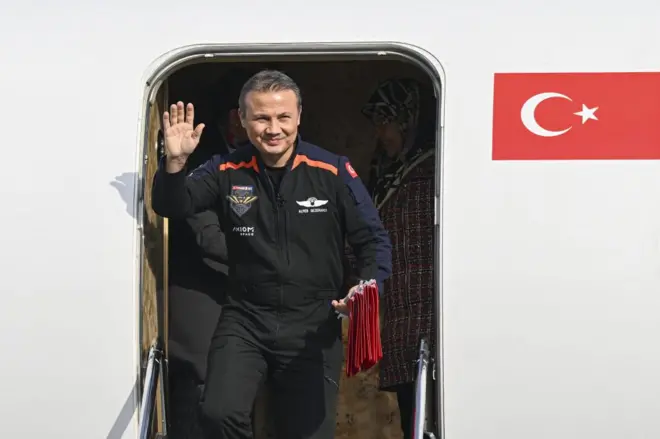Alper Gezeravcı