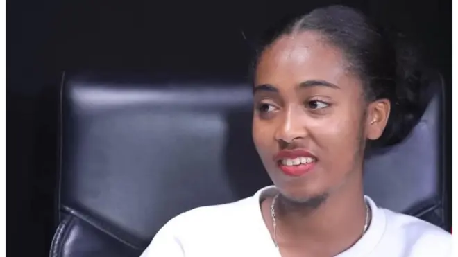 አያንቱ አድማሱ