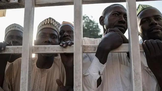 As strike don happen, long queues fit dey government hospitals, like dis one for Maiduguri, where people dey wait news of their family, for January