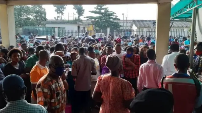 Aworan araalu to forukosie nileese NIMC ni Eko