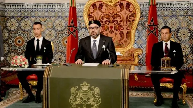 دعا العاهل المغربي إلى حوارٍ مباشر مع الجزائر