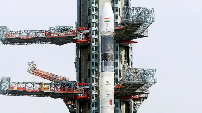 Ракета GSLV ждала своих спутников три года