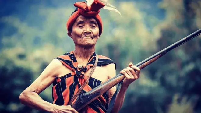 ချင်းလူမျိုးများရိုးရာ အမဲလိုက်ရာမှာ တူမီးသေနတ်ကို သုံးလေ့ရှိ