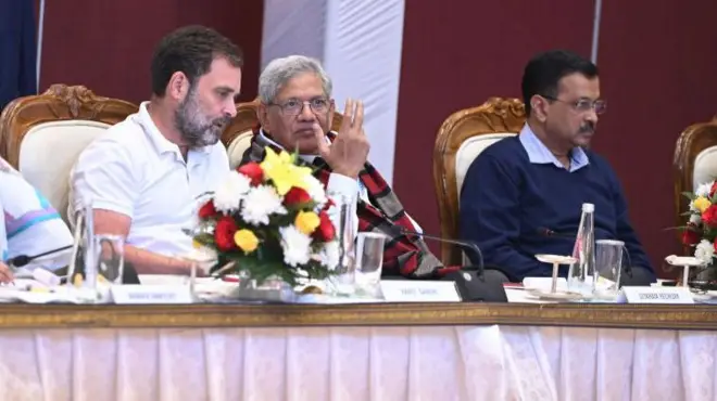 राहुल गांधी और अरविंद केजरीवाल