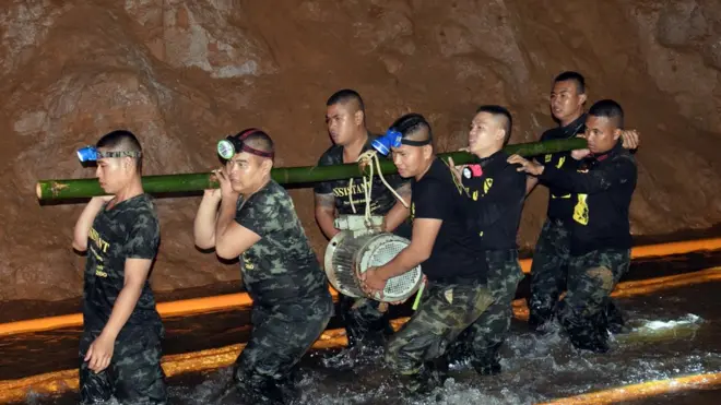 عملية إنقاذ أطفال الكهف في تايلاند