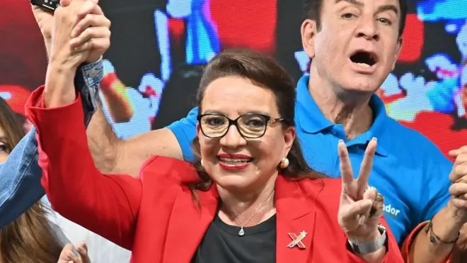 Castro aventaja al resto de sus oponentes por un margen notable.