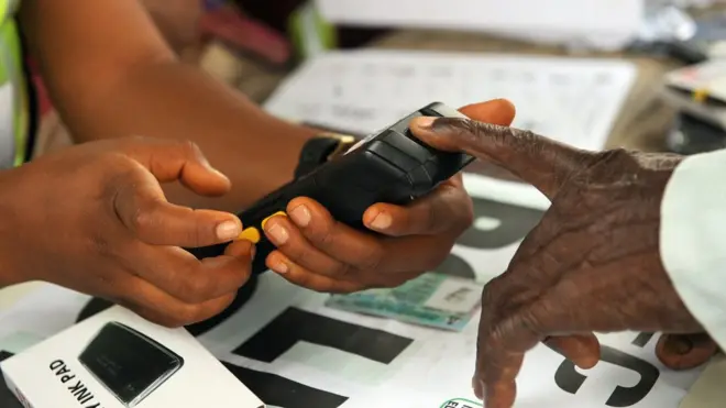 Igwe card reader eji eme ntuliaka