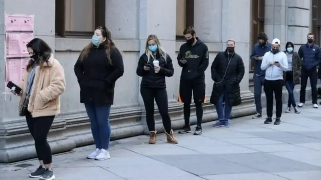 Namoota filachuuf hiriirarra jiran