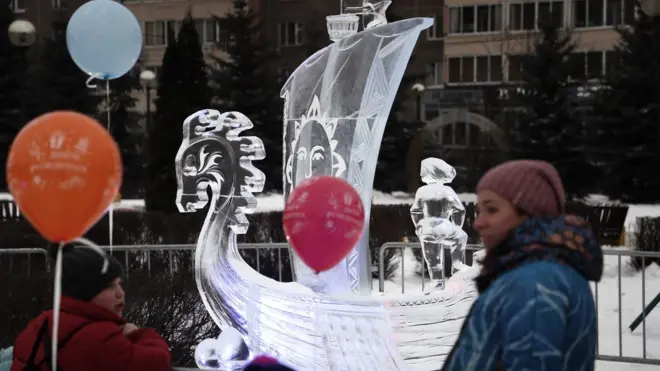 ледяная фигура