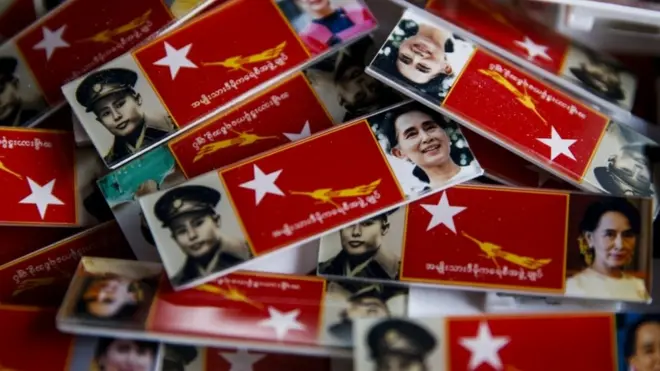 အနှစ် ၅ဝ ကျော် စစ်တပ် အုပ်ချုပ်အုပ်စီးမှုကို ပြောင်းသွားနိုင်ခဲ့တယ်လို့ ဦးဝင်းထိန်ပြော