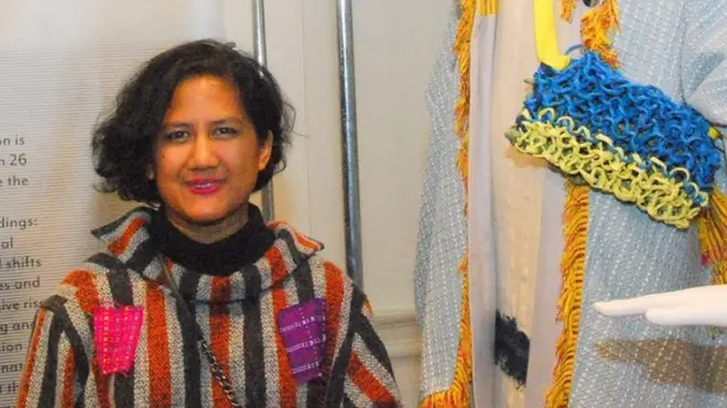 Tekstil Badui akan dipamerkan di London sampai tanggal 21 Februari.