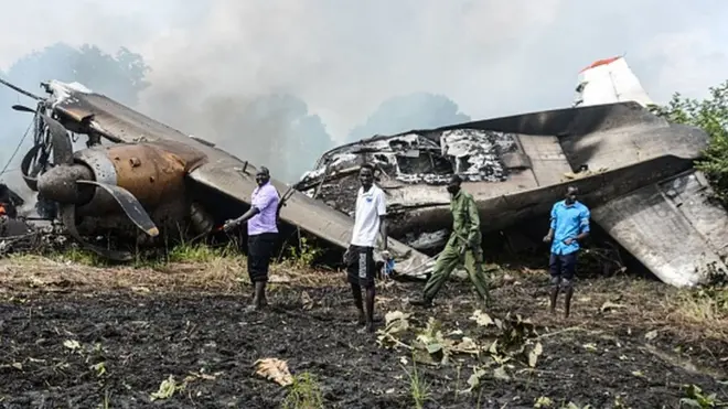 దక్షిణ సూడాన్‌లో కూలిన విమానం