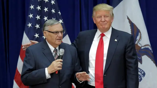El exalguacil Joe Arpaio apoyó la campaña de Donald Trump a la presidencia de Estados Unidos.