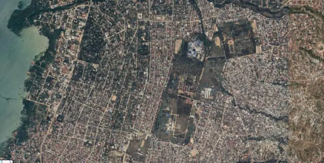 Hagati mu isanamu akarere gakikujwe n'amazu menshi ni agace k'amakambi ya gisirikare muri Musaga mu bumanuko bwa bujumbura 