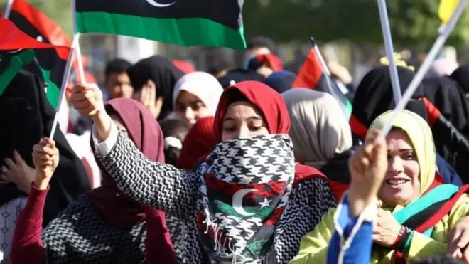 Abagore bagiye imbere mu guharanira amahinduka bashobora gufata iyi ngingo nko gusubira inyuma