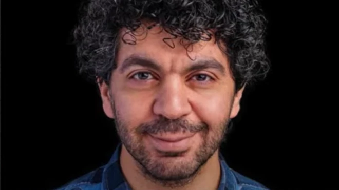 أبو عمو مواطن لبناني يحمل الجنسية الأمريكية.