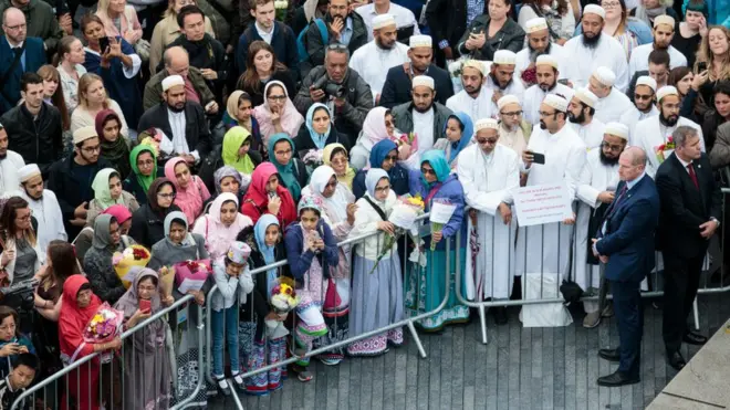 Londonda ruhanilər deyiblər ki, onlar dinin hökmlərini saxtalaşdıranlarla bütün vasitələrlə mübarizə aparacaqlar