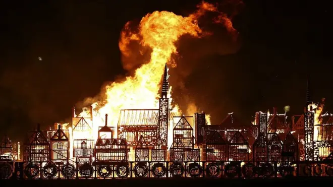 Büyük Londra yangını anması