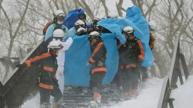 آٹھ طلبا میں زندگی کے آثار دکھائی نہیں دیے