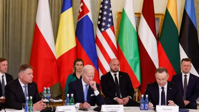 Байден на встрече "девятки"