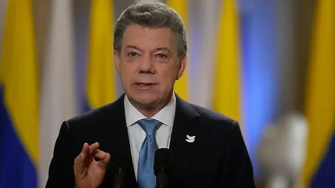 Santos anunció que los críticos del acuerdo anterior conocerán el nuevo texto a más tardar este domingo.