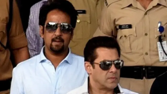 راجستھان کی ایک عدالت نے فلم سٹار سلمان خان کو غیرقانونی طور پر اسلحہ رکھنے کے ایک مقدمے میں بری کردیا ہے۔