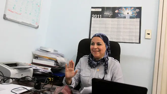 قررت النيابة عرض إسراء عبد الفتاح على الطب الشرعي لبيان صحة أقوالها فيما يتعلق بتعرضها للضرب من قبل قوات من الأمن أثناء احتجازها