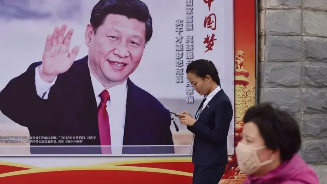 Spanduk berisi foto Xi Jinping dan slogan 'Mimpi Cina, mimpi rakyat' terpasang di sejumlah titik di Beijing.