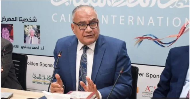 Dr. Sacad Al-Diin Al-Hilali, oo ah bare sare oo cilmiga fiqhiga ka dhiga Jaamacadda Al-Azhar ee dalka Masar