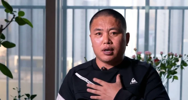 Broker Hwang Ji-sung defected to the South in 2009