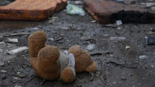 Ermenistan Dışişleri Bakanlığı Sözcüsü, Azerbaycan'ın sivillerin yaşadığı bölgeyi bombaladığı iddialarıyla birlikte bu fotoğrafı paylaştı