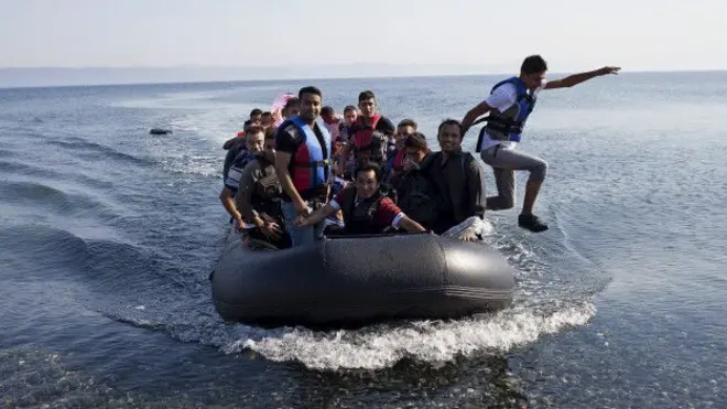 प्रवासी