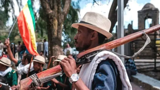 Nama meeshaa waraanaa baatee jiru