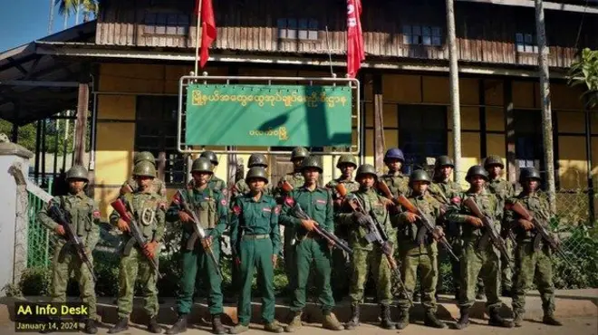 ပလက်ဝမြို့ကို ‌အေအေ သိမ်းပိုက်ပြီးနောက်မြင်ကွင်း 