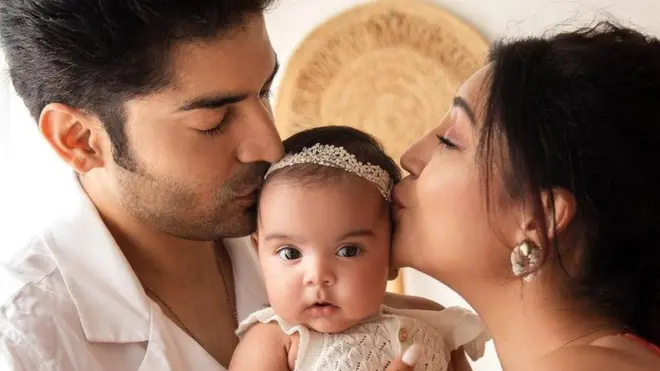 देबिना बनर्जी