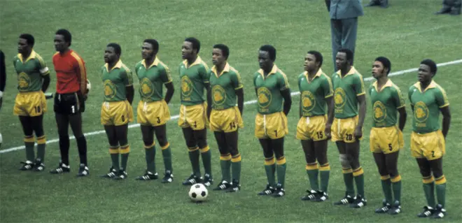 Football, Coupe du monde, 1974, 1er tour final, Groupe II, Parc des sports de Gelsenkirchen, Zaïre (République démocratique du Congo) contre Brésil 0-3, photo d'équipe du Zaïre