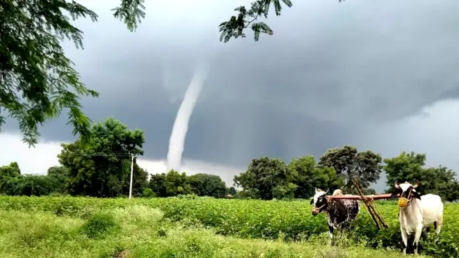 తెలంగాణలో వాటర్ స్పౌట్: