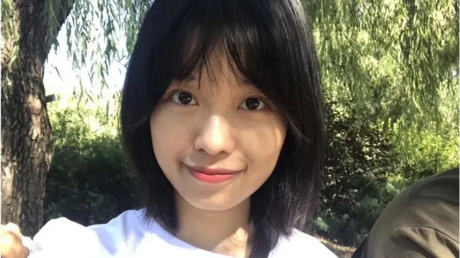 弦子七月在朋友圈發佈文章，指控央視主持人朱軍四年前對其性騷擾。