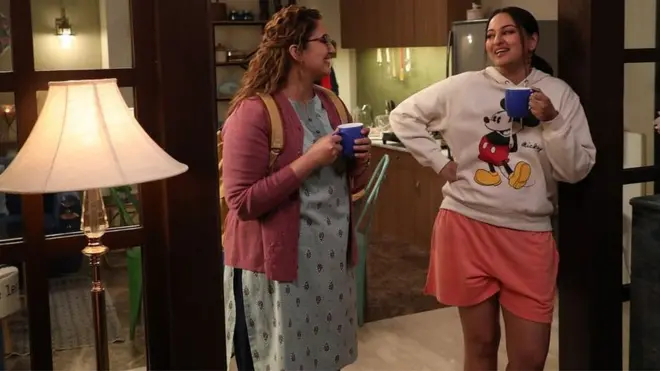 डबल एक्सएल फ़िल्म में सोनाक्षी सिन्हा, हुमा कुरैशी