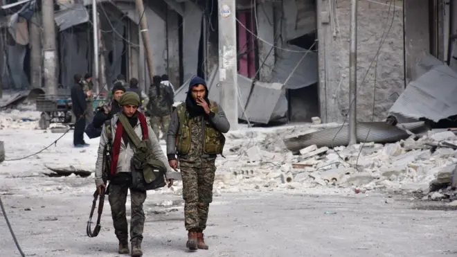 Suriye yönetimi, Kasım ayında Rusya'nın da havadan desteğiyle Halep'i silahlı muhalif grupların elinden almak için bir kara harekatı başlatmıştı.