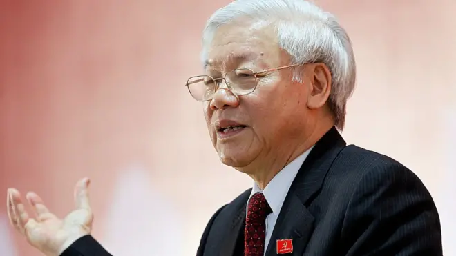 "Cử tri và nhân dân cứ yên tâm, Trung ương không bao giờ nhụt chí trong đấu tranh phòng, chống tham nhũng," Chủ tịch nước Nguyễn Phú Trọng nói.