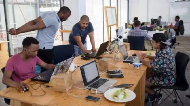 La bulle 2.0 et ses nouveaux métiers